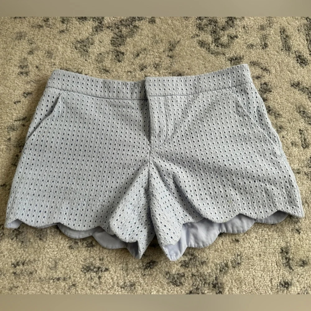 Club Monaco scallop  shorts| Size 2